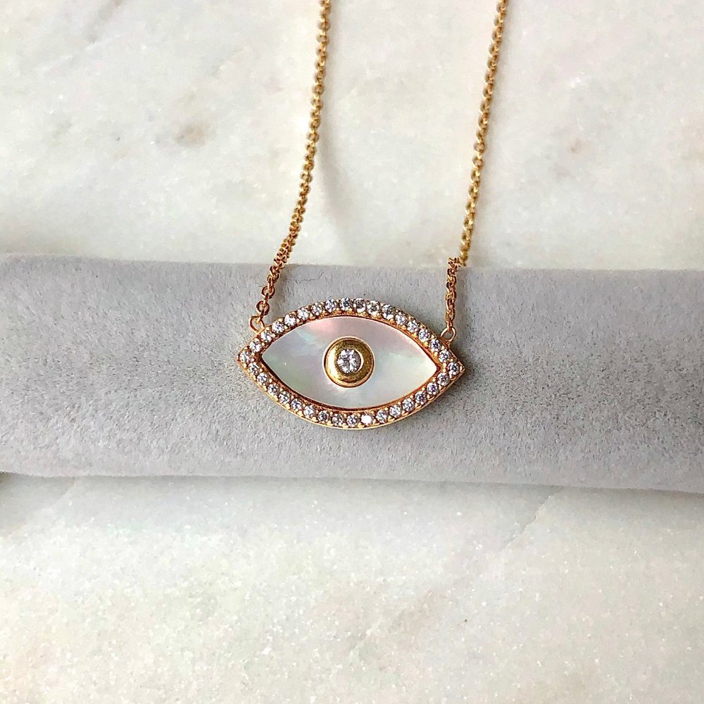 Ivy Eye Necklace - Picture 3 of 3